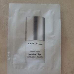 MAC Cosmetics Hyper Real Eye Cream